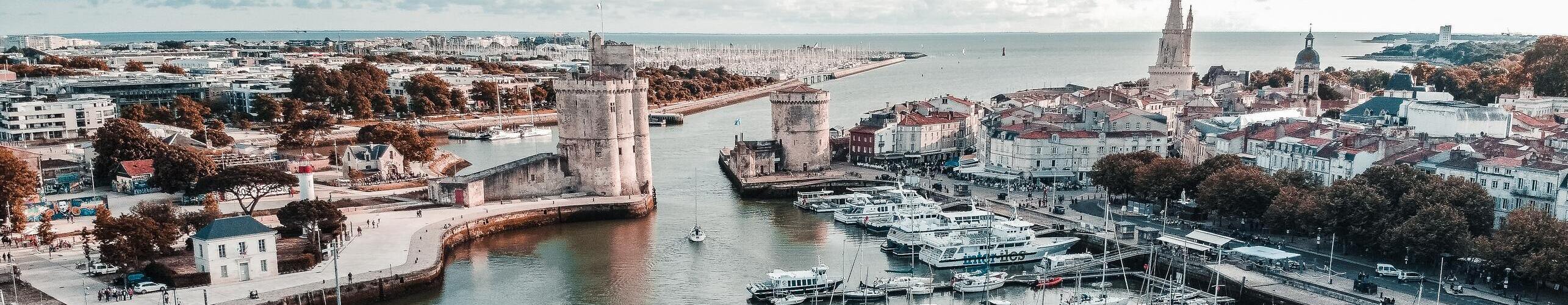 Vue panoramique du port de la Rochelle